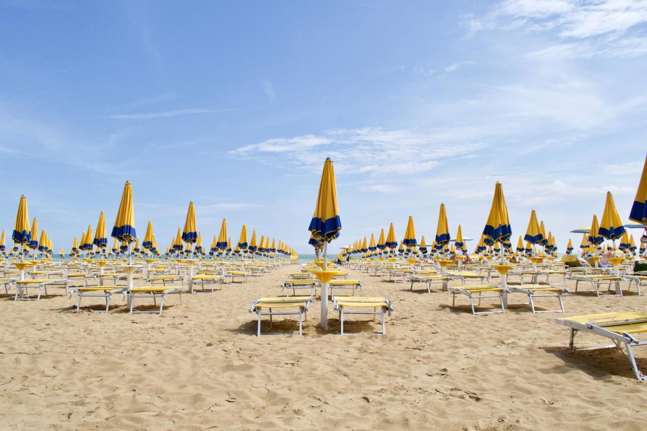 La Fenice N. 2 Lido di Jesolo Exterior foto